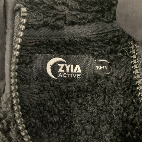 ZYIA Active, Black Sherpa Teddy, 1/4 Zip Jacket Pullover, Sz: 10 - Picture 4 of 6